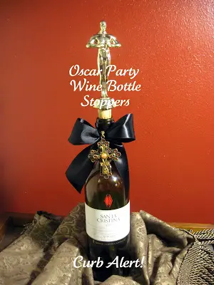 Oscar Party DIY Wine Bottle Stoppers via Curb Alert! blog http://tamicurbalert.blogspot.com
