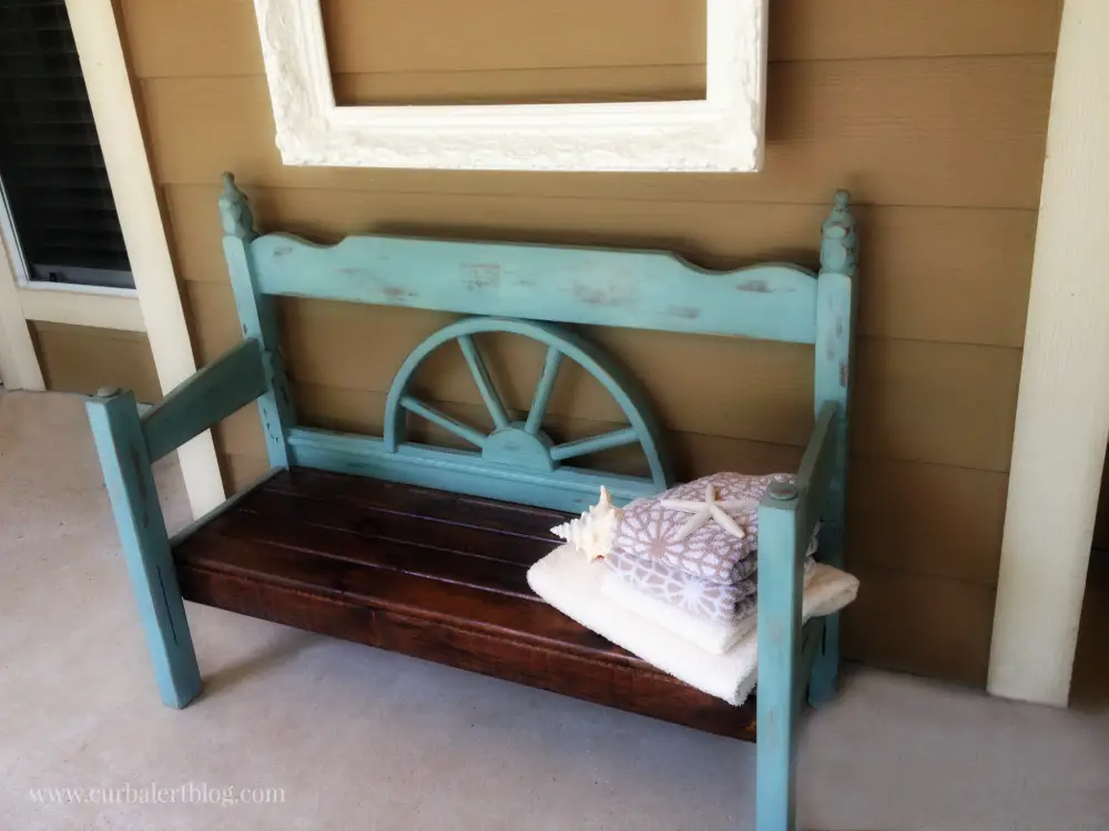 Nautical Beachy Headboard Bench Makeover with Annie Sloan Chalk Paint and Minwax Stain via Curb Alert! http://www.curbalertblog.com