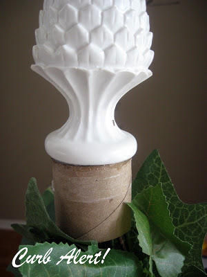 DIY Tomato Cage Topiaries (tutorial) via Curb Alert! blog http://tamicurbalert.blogspot.com DIY Tomato Cage Topiaries (tutorial) via Curb Alert! blog http://tamicurbalert.blogspot.com